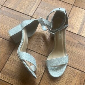 Classified Women's Glittering Silver Heels